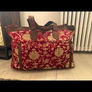 VINTAGE carpet bag!✨